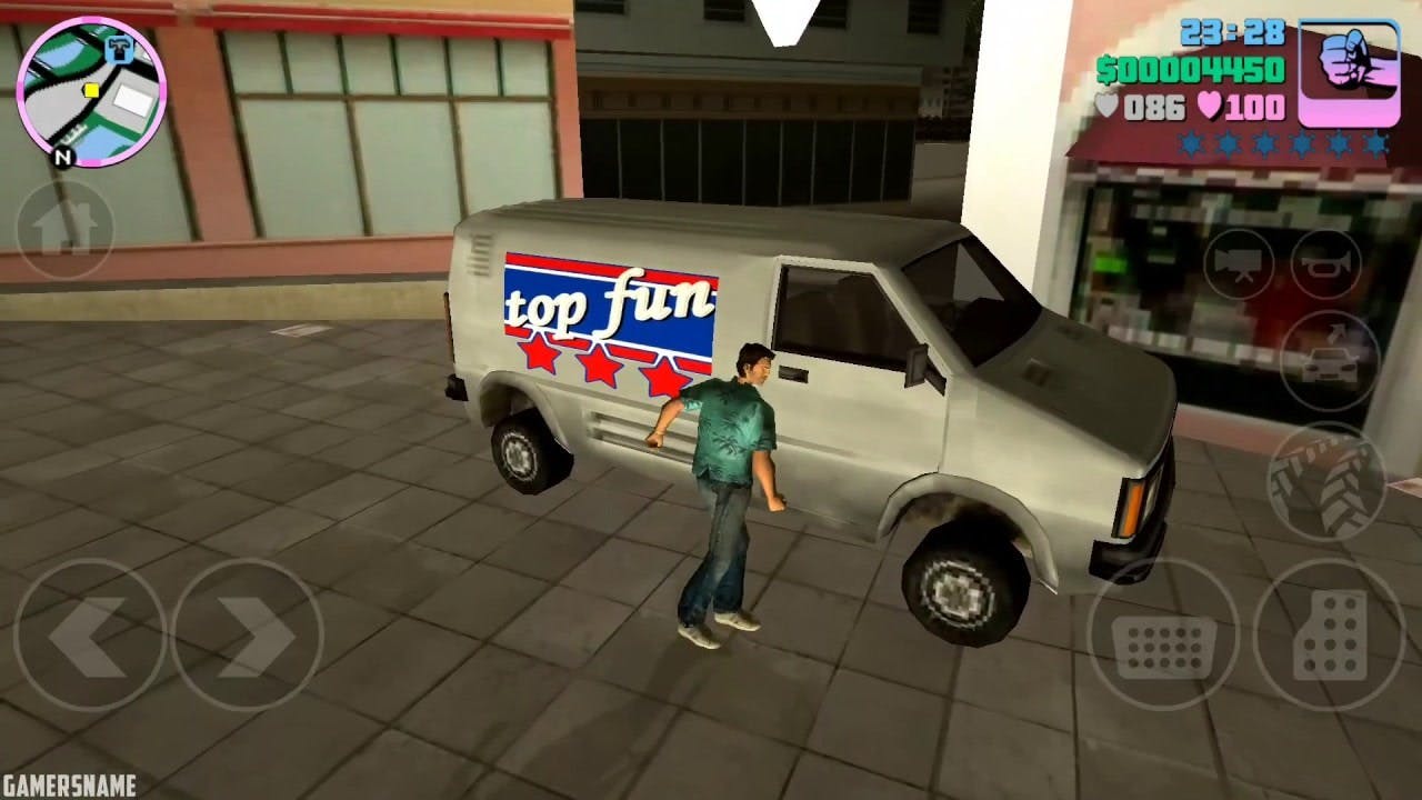 GTA Vice City na telefon - postać wchodząca do samochodu